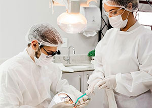 Cómo elegir centro y curso para posgrado en odontología