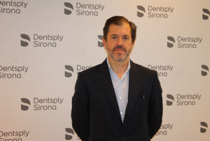Dr. Carlos Repullo, chairman de la sesión de cirugía e implantes del DS World Madrid 2021