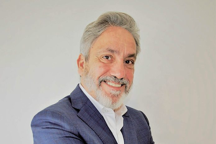 Peldaño incorpora a Juan Manuel Molina como nuevo asesor estratégico de Gaceta Dental