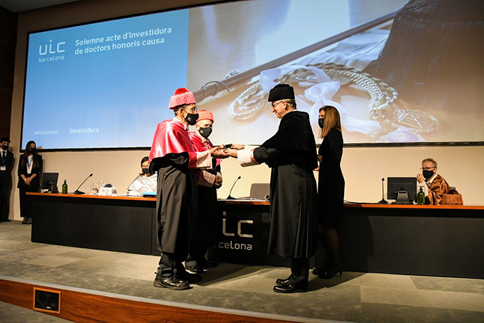 El Dr. Paul Levi, doctor honoris causa por la UIC Barcelona