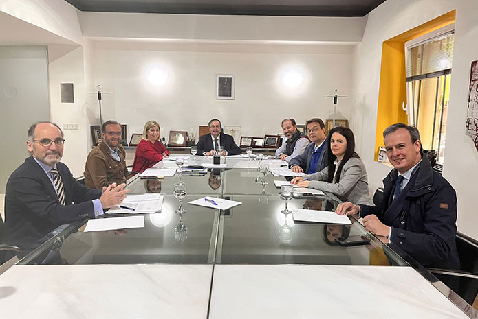 Los colegios sanitarios andaluces se reúnen para analizar las tasas administrativas y la publicidad sanitaria
