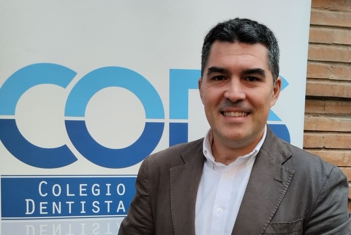 Rafael Flores, nuevo presidente del Colegio Oficial de Dentistas de Sevilla