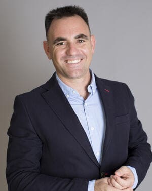 Dr. Rafael Vila, presidente de la Sociedad 
Española de Odontología Digital y Nuevas 
Tecnologías (SOCE)